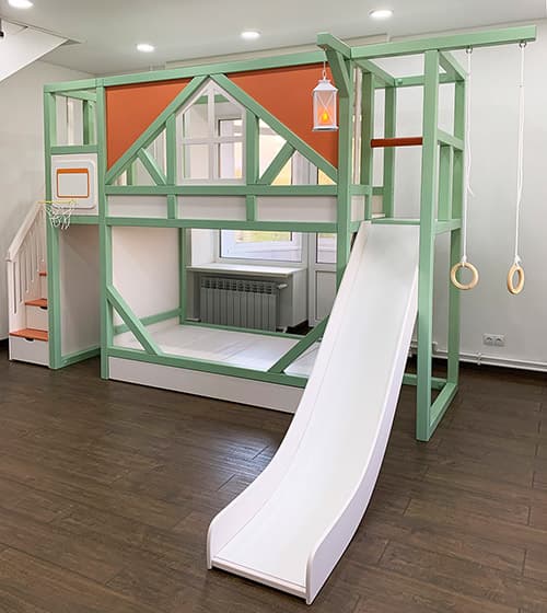 Двухэтажная детская кровать с горкой