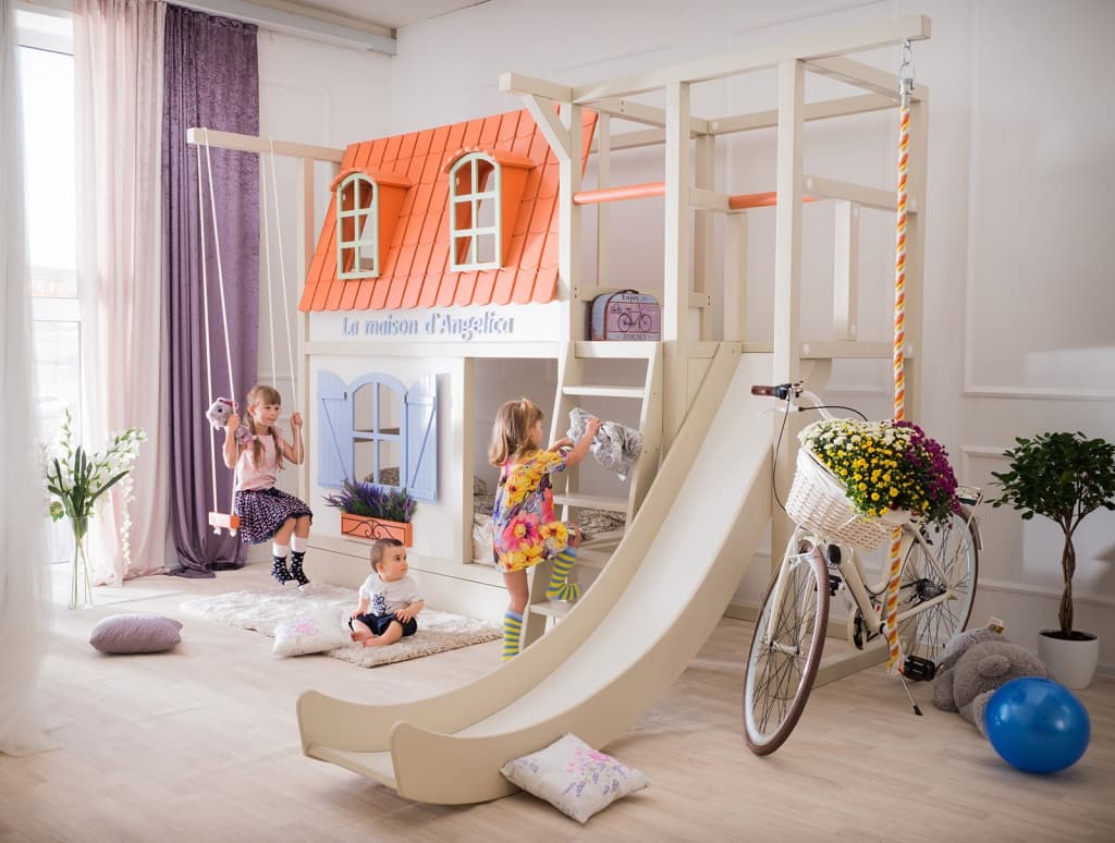 Кровать домик "Прованс" с горкой для детей от 2х лет